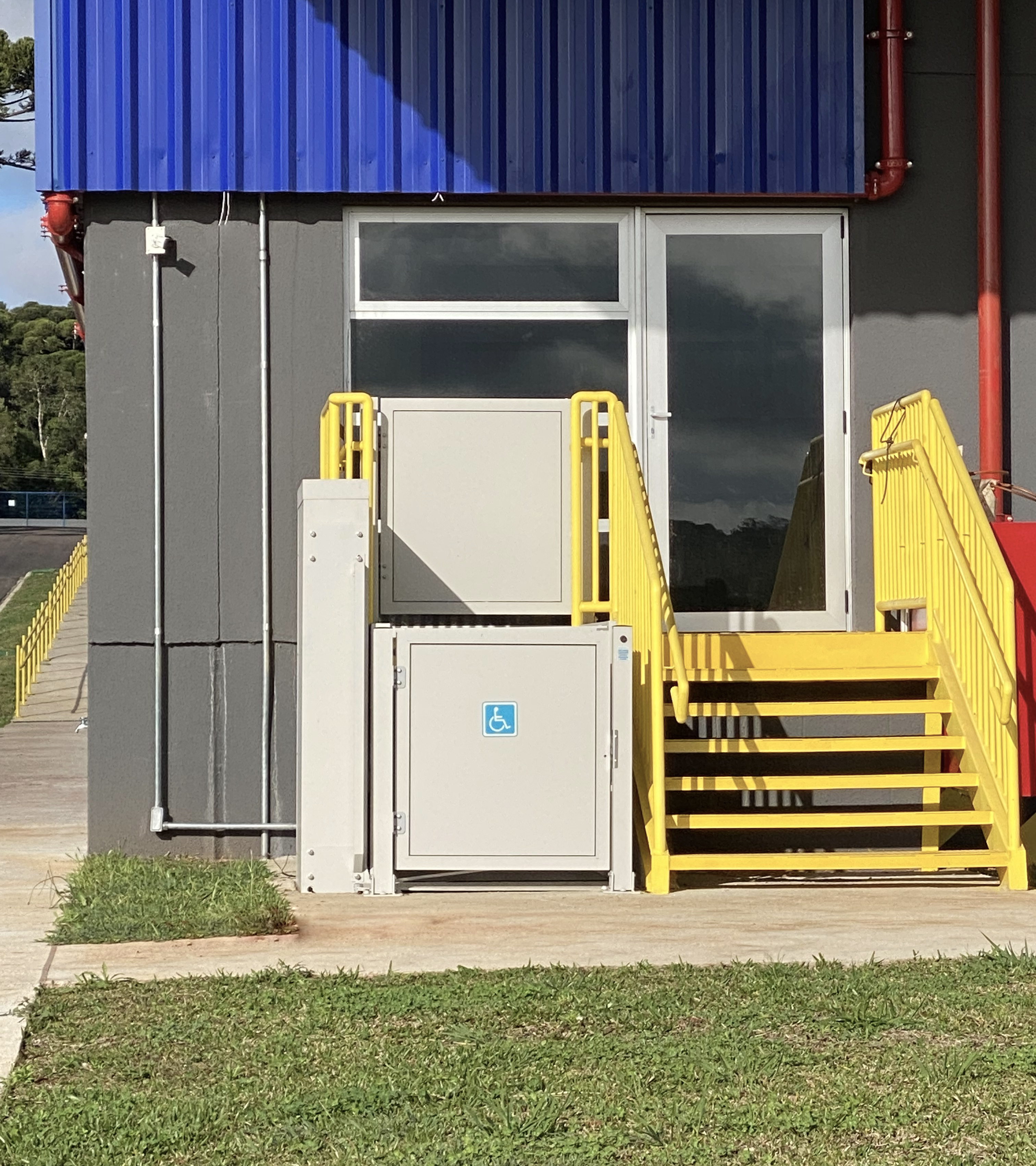 People are discussing